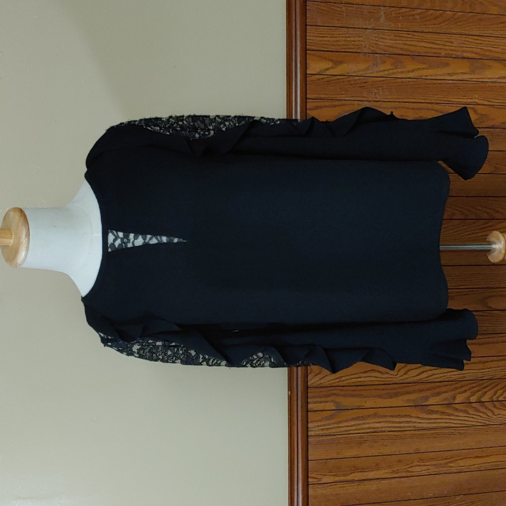 Alberto Makali 🆕 Lace Insert and Ruffles Blouse Top S